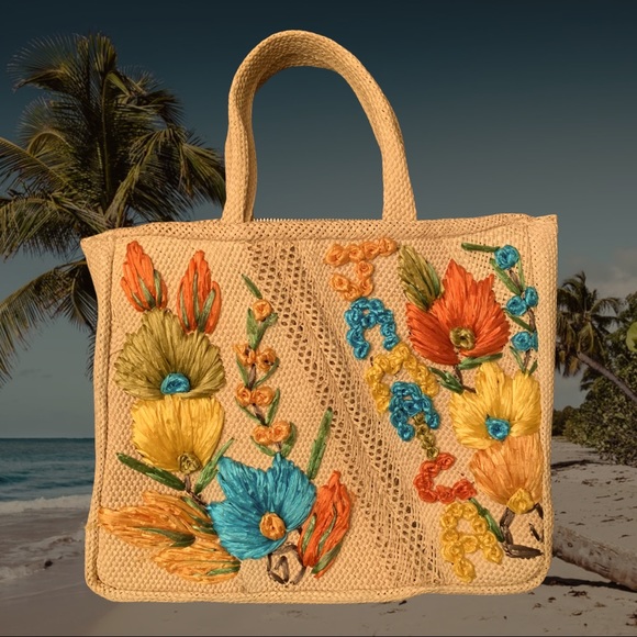 Vintage Handbags - Vintage Handcrafted Woven Straw Boho Crewel Hand Bag/Satchel 🌺